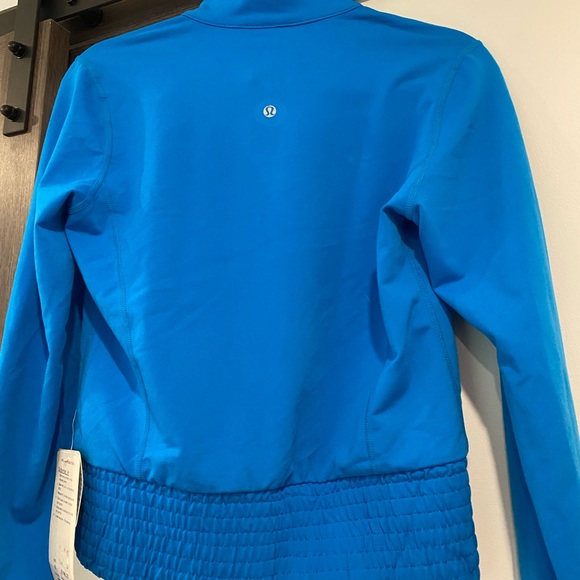 New with tags - Lululemon Vintage Da Bomber Blue Cropped Jacket - Picture 5 of 8